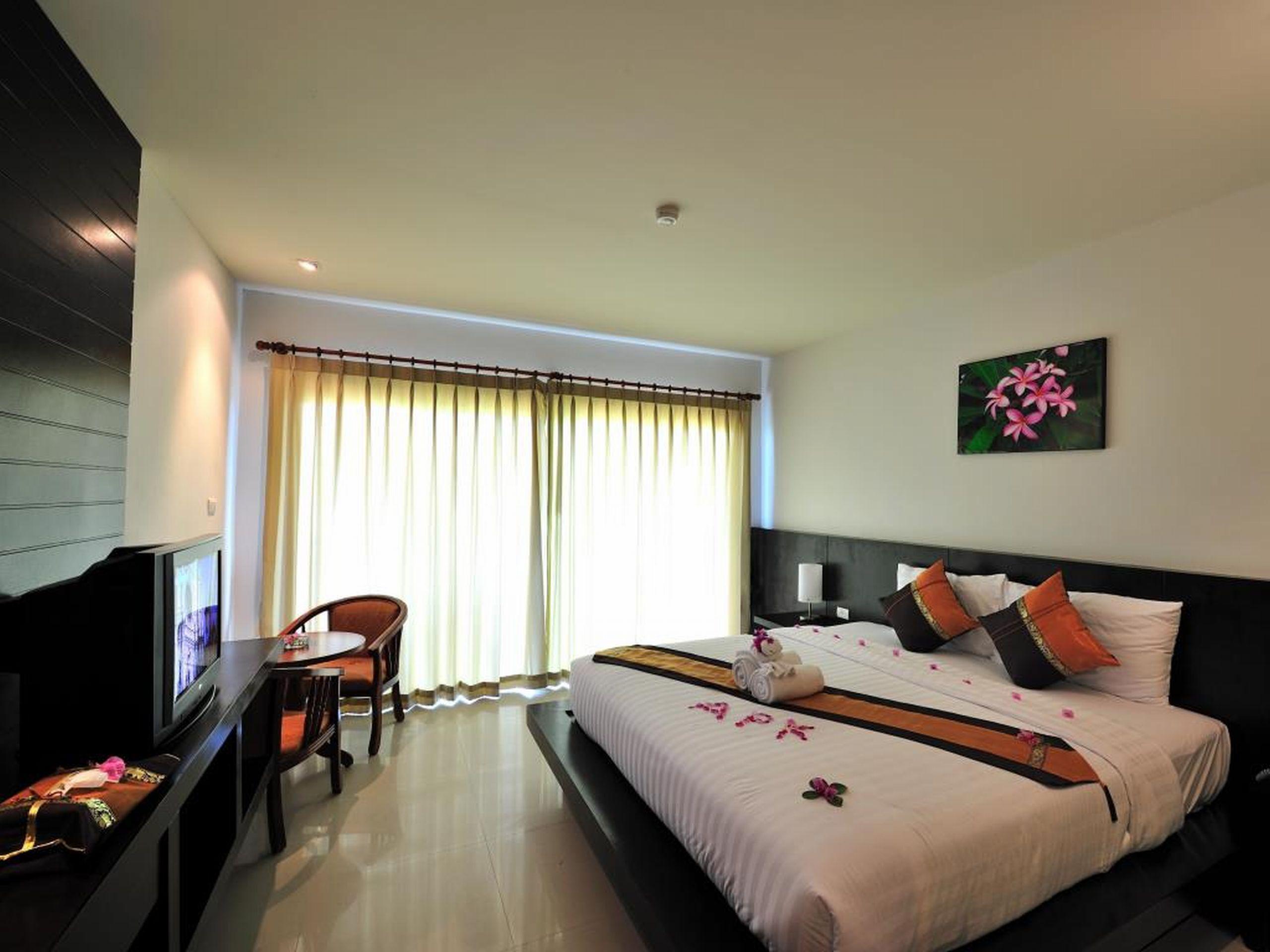 Apk Resort Patong Buitenkant foto