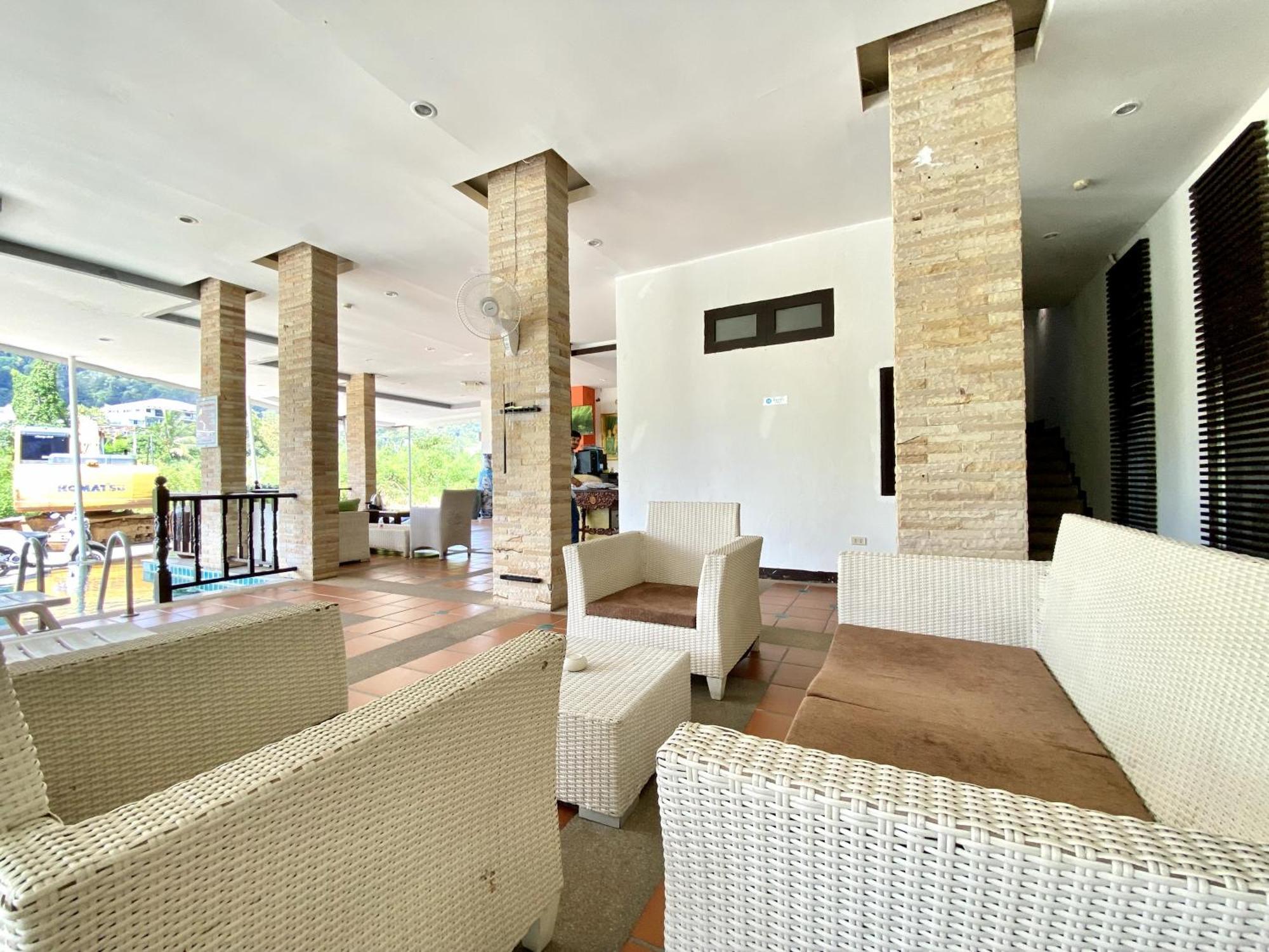 Apk Resort Patong Buitenkant foto