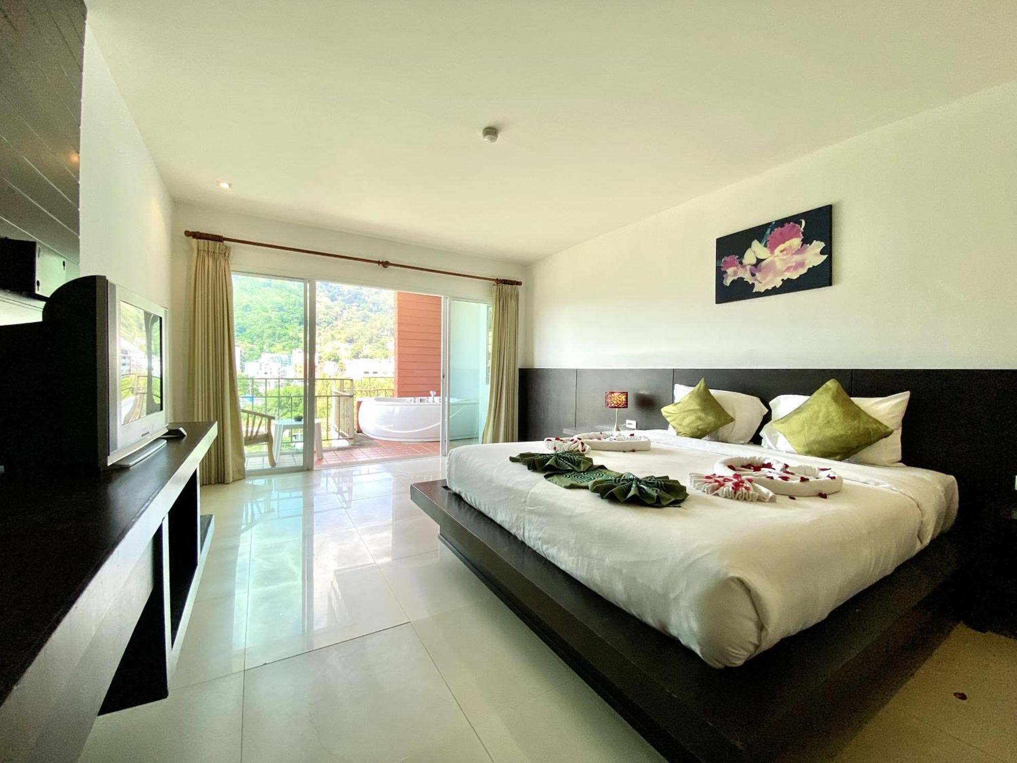 Apk Resort Patong Buitenkant foto