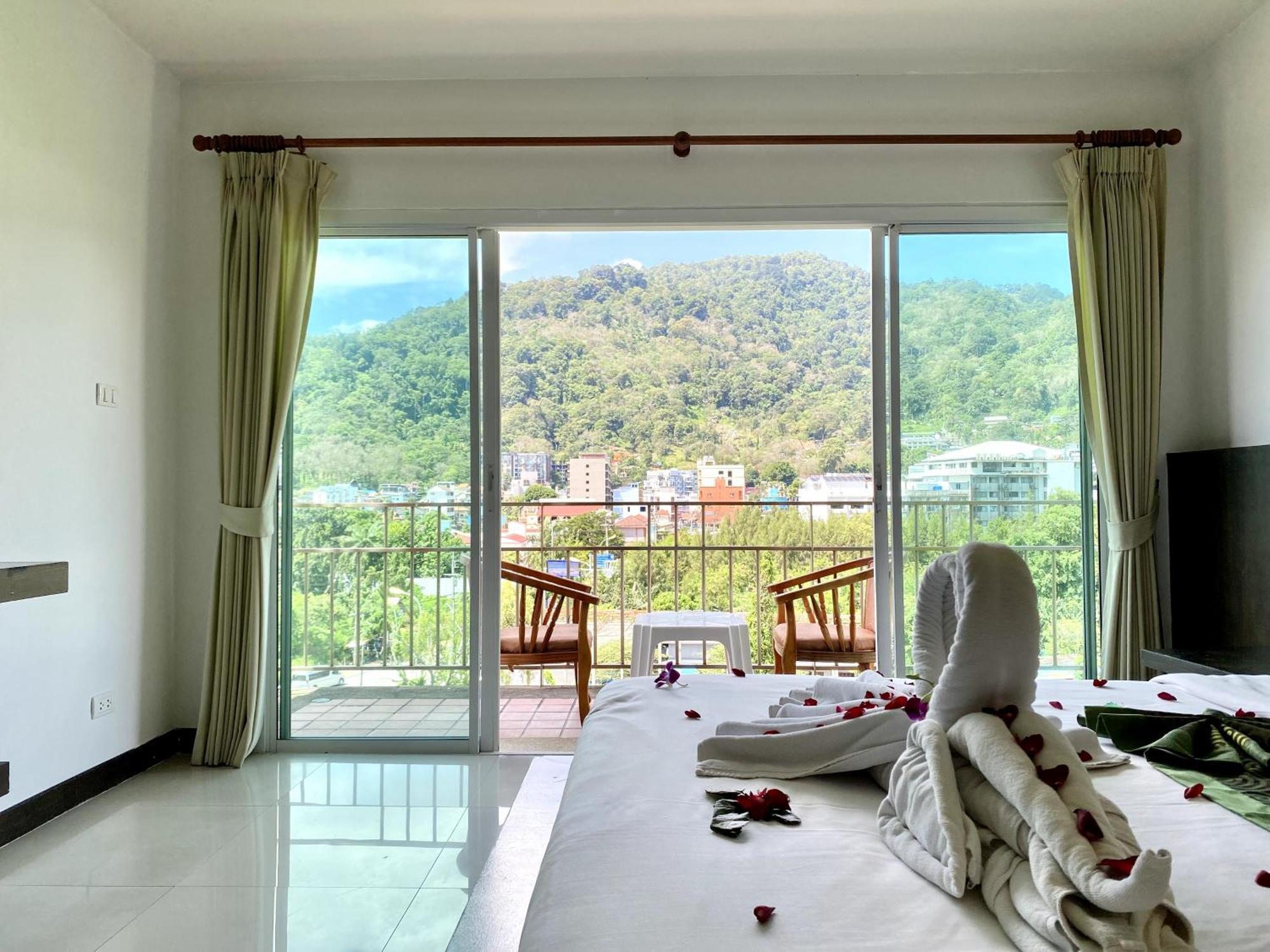 Apk Resort Patong Buitenkant foto