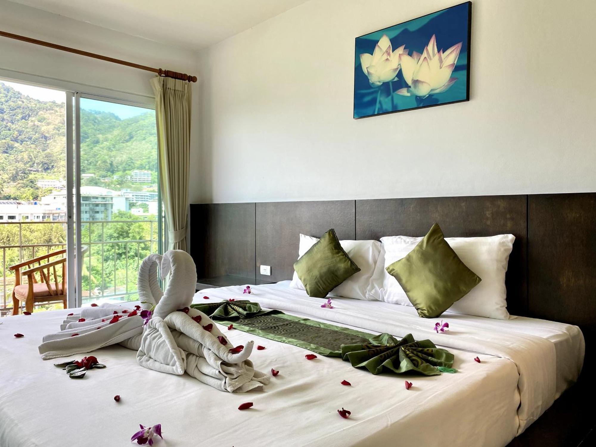 Apk Resort Patong Buitenkant foto